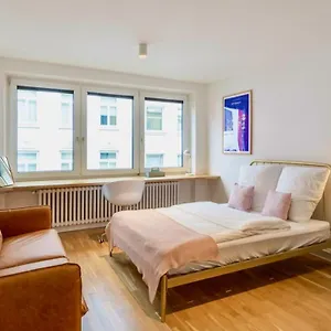 Stacey Alster Hamburg